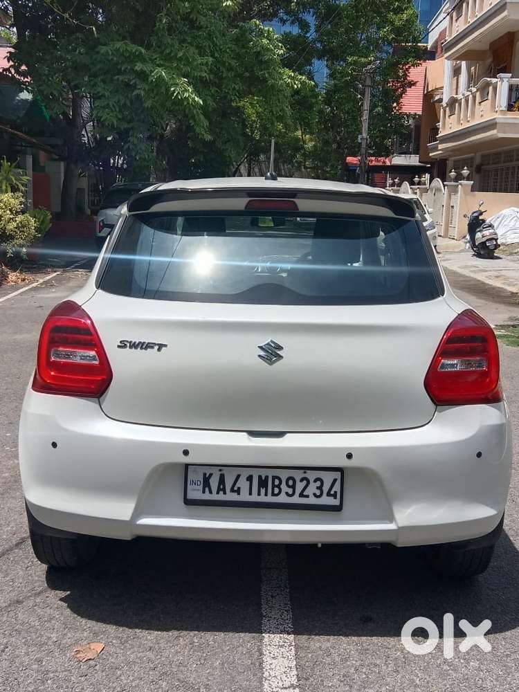 Maruti Suzuki Swift Vxi 1.2 Abs Bs-iv, 2018, Petrol