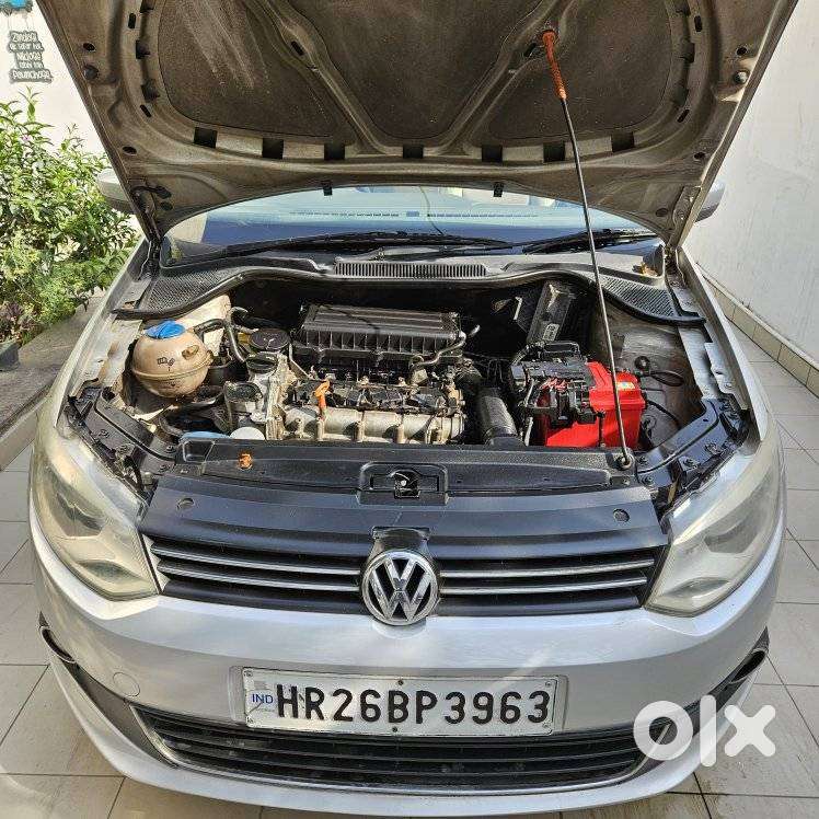 Volkswagen Vento Celeste 1.6 Highline, 2011, Petrol