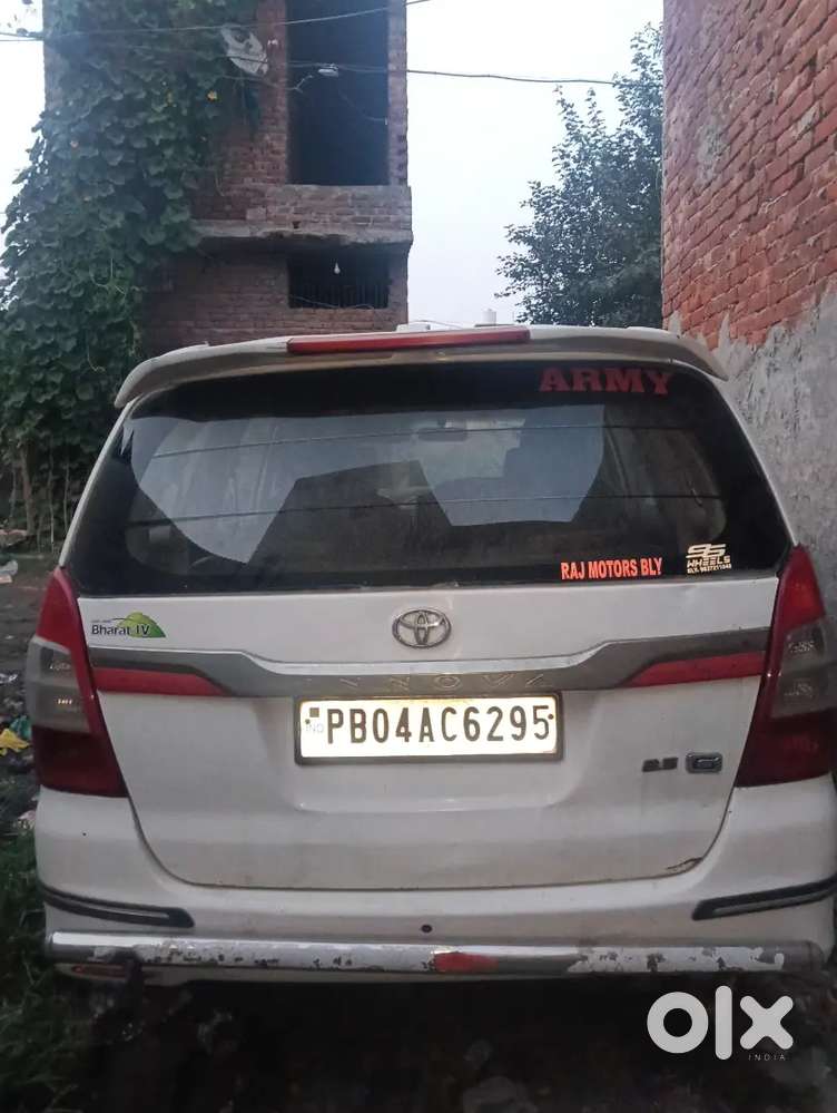 Toyota Innova Diesel 2012