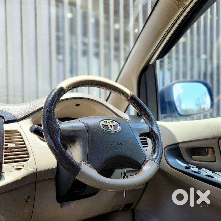 Toyota Innova 2.5 G (diesel) 8 Seater, 2013, Diesel