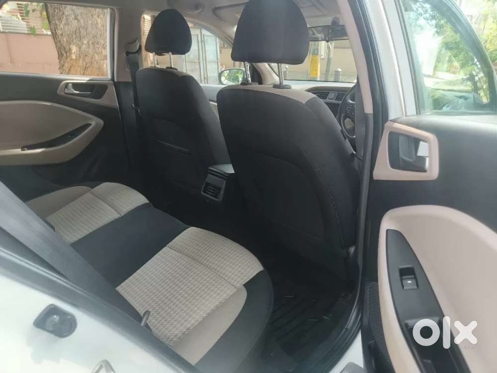 Hyundai Elite I20 Asta Option, 2018, Petrol