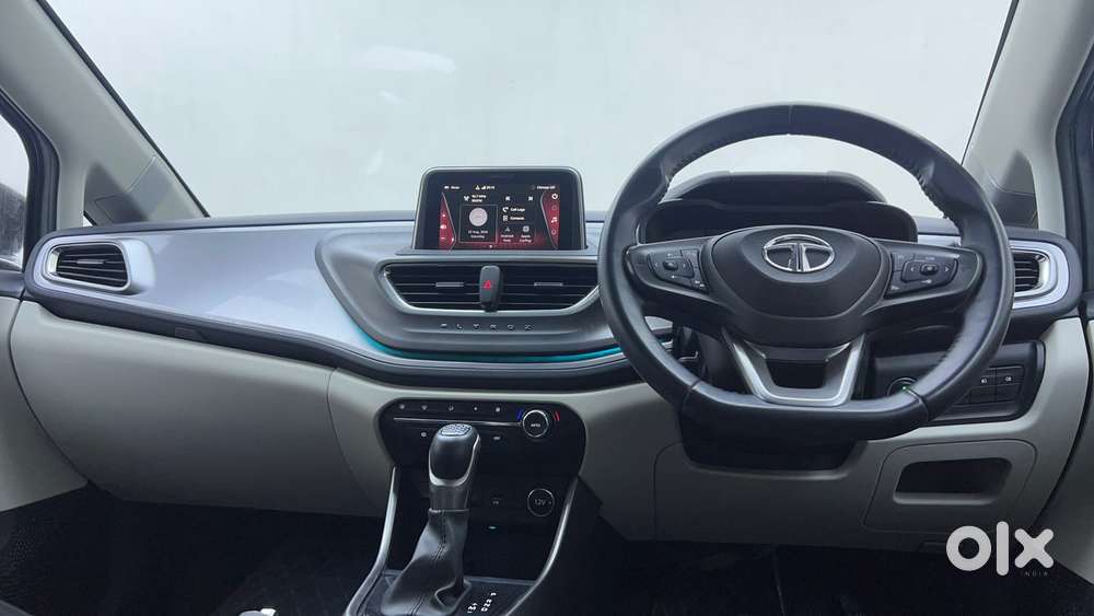 Tata Altroz 1.2 Xza Plus, 2023, Petrol
