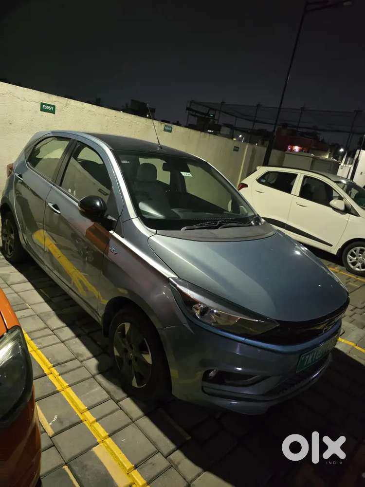 Unused Vehicle, Brand New Condition - Top Variant