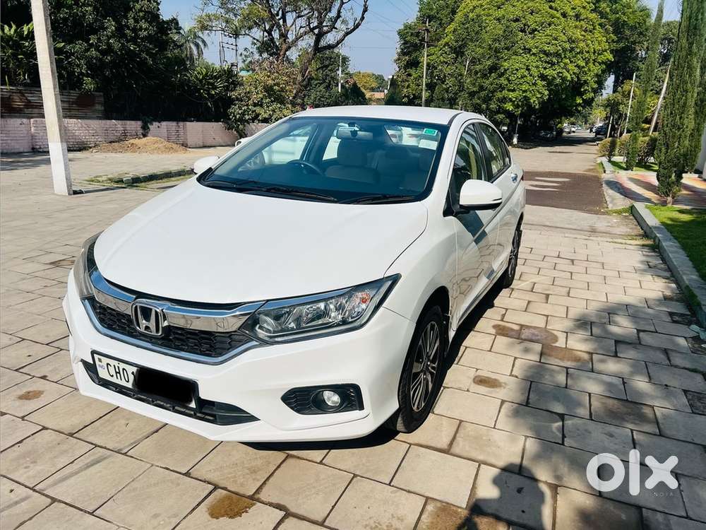 Honda City V Mt Petrol 2018  1st Owner  62000 Drivenwell Maintained