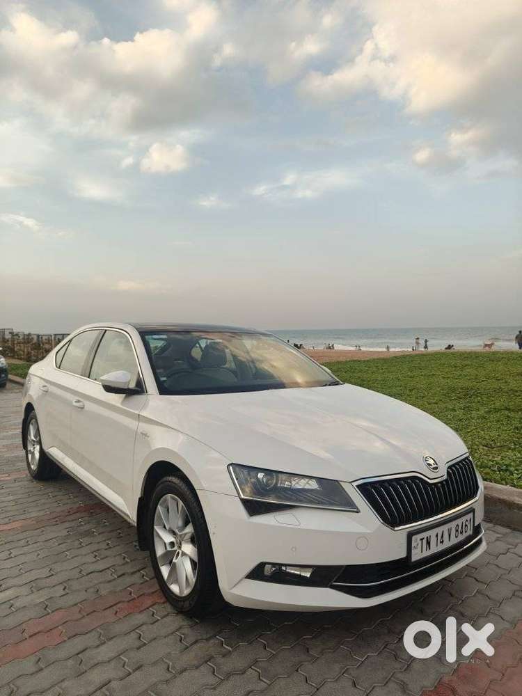 Skoda Superb L&k 1.8 Tsi At, 2020, Petrol