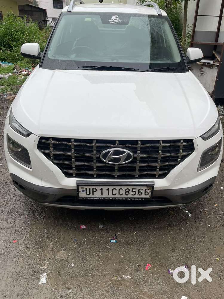 Hyundai Venue Petrol 2021