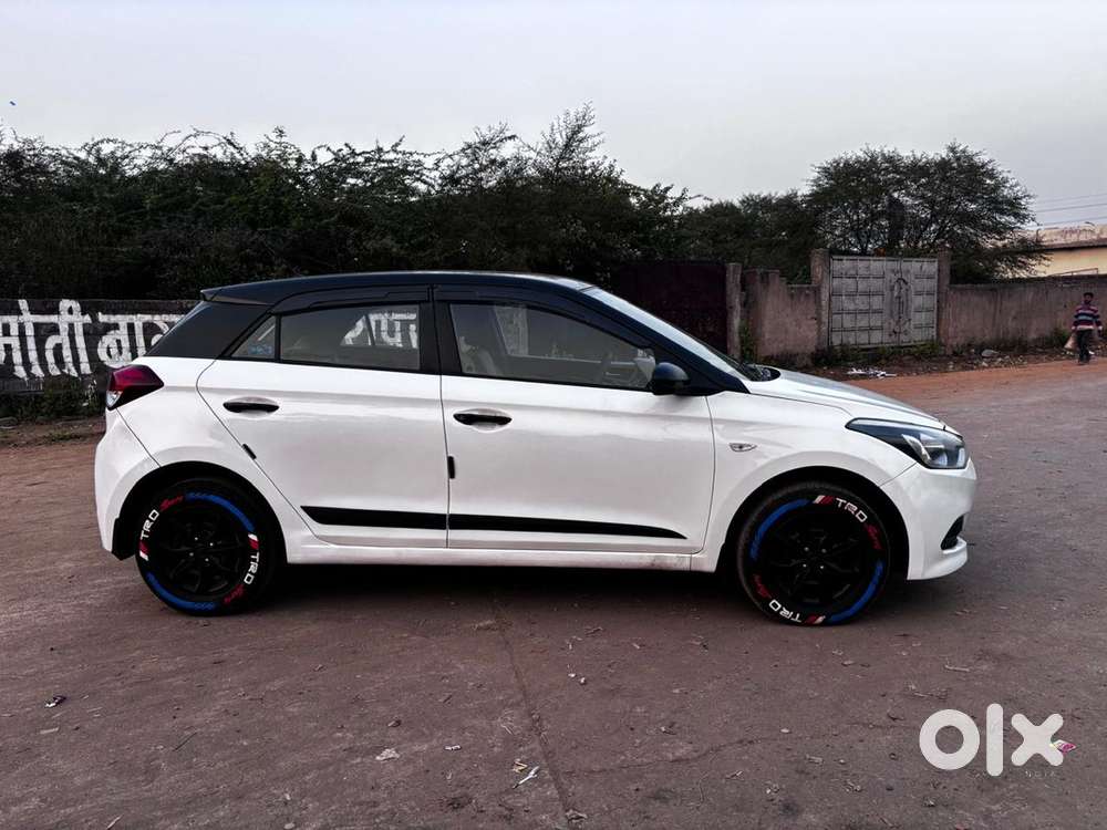 Hyundai I20 2015 Petrol 68000 Km Driven