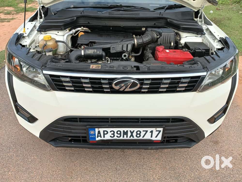 Mahindra Xuv300 W6, 2022, Petrol