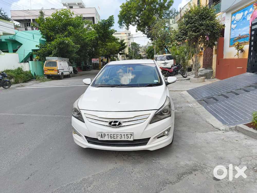 Hyundai Verna 2017 Petrol Well Maintained