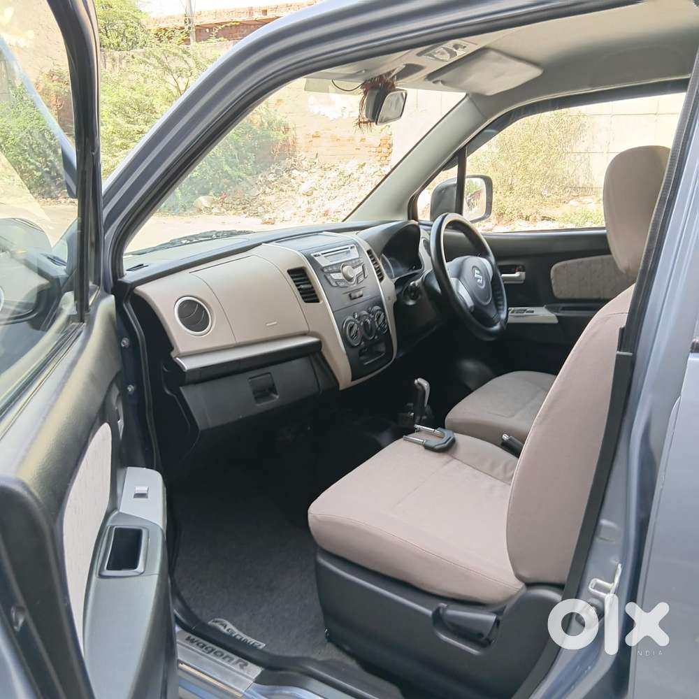 Maruti Suzuki Wagon R Amt Vxi Plus, 2016, Petrol
