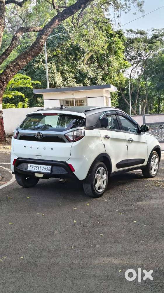 Tata Nexon 1.2 Revotron Xt, 2018, Diesel
