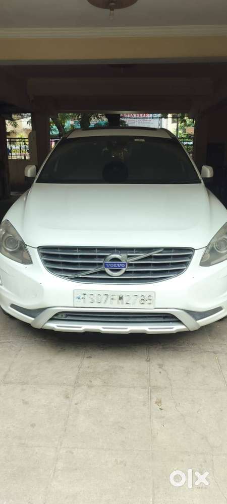 2016 Volvo Xc60 D4 Momentum  White  Well Maintained Suv