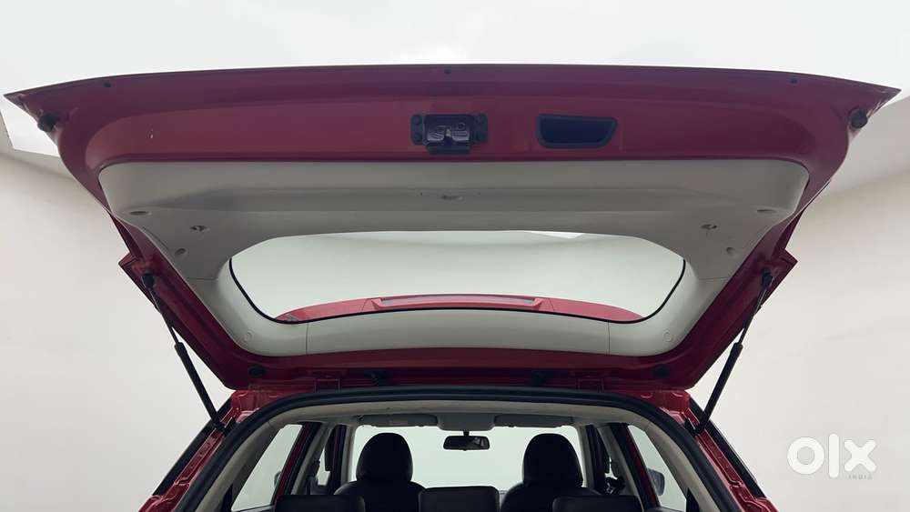 Mahindra Xuv300 W6, 2019, Petrol