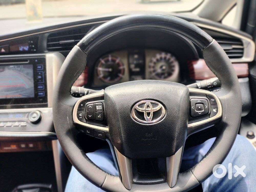 Toyota Innova Crysta Touring Sport 2.4 Mt, 2017, Diesel