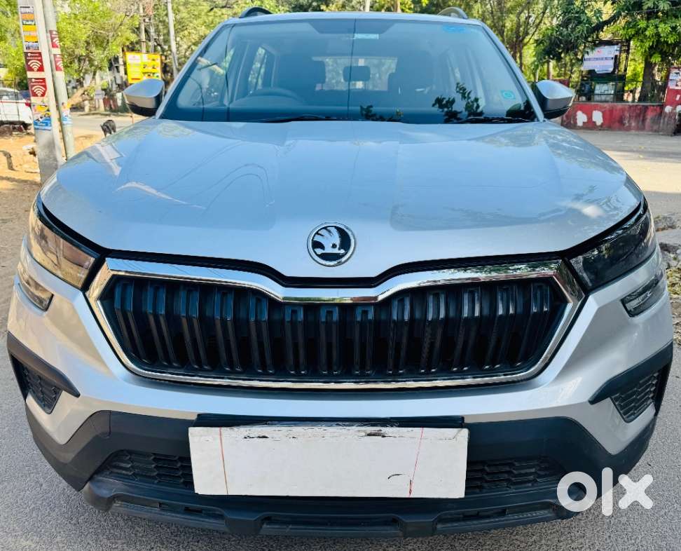 Skoda Kushaq Active 1.0 Tsi Mt, 2022, Petrol