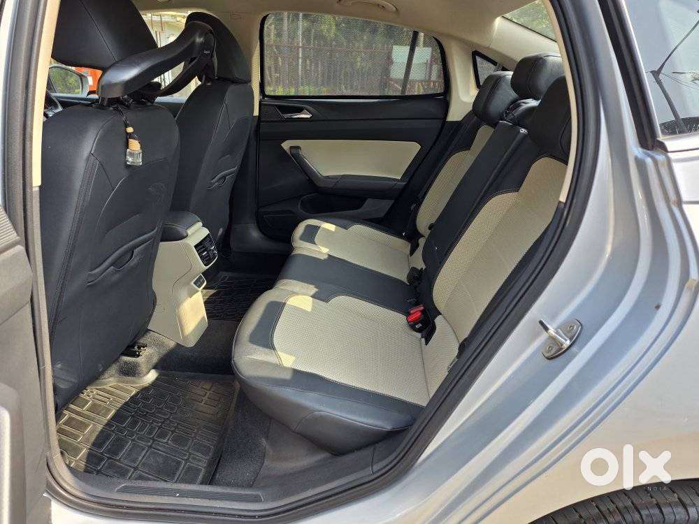 Skoda Slavia 1.0 Tsi Style At, 2023, Petrol