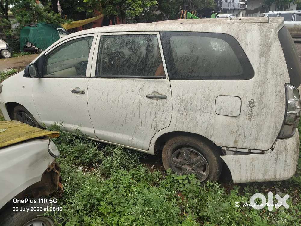 Toyota Innova 2.0 V 2008