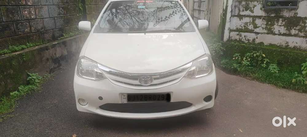 Toyota Etios 2012 Diesel 266000 Km Driven