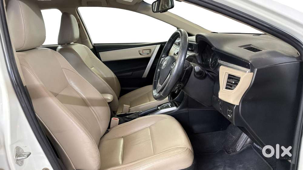 Toyota Corolla Altis Vl At, 2016, Petrol