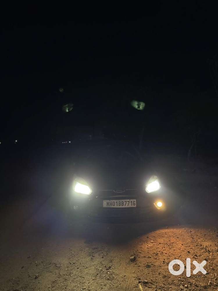 Ford Figo 2012 Petrol Well Maintained,base System White Headlights