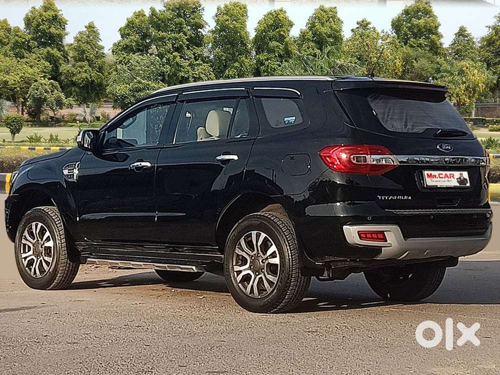 Ford Endeavour Titanium 4x2, 2020, Petrol