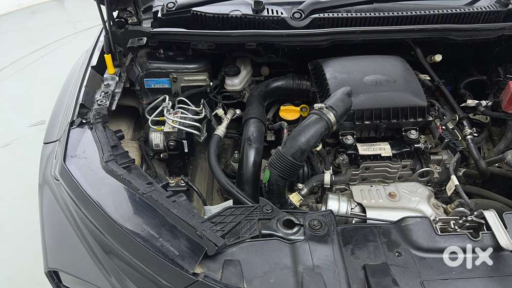 Tata Nexon Pure (s) 1.2 Petrol 6amt, 2025, Petrol