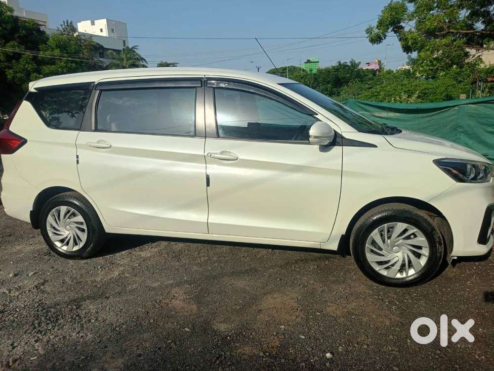 Maruti Suzuki Ertiga Vxi Abs Bs Iv, 2025, Petrol