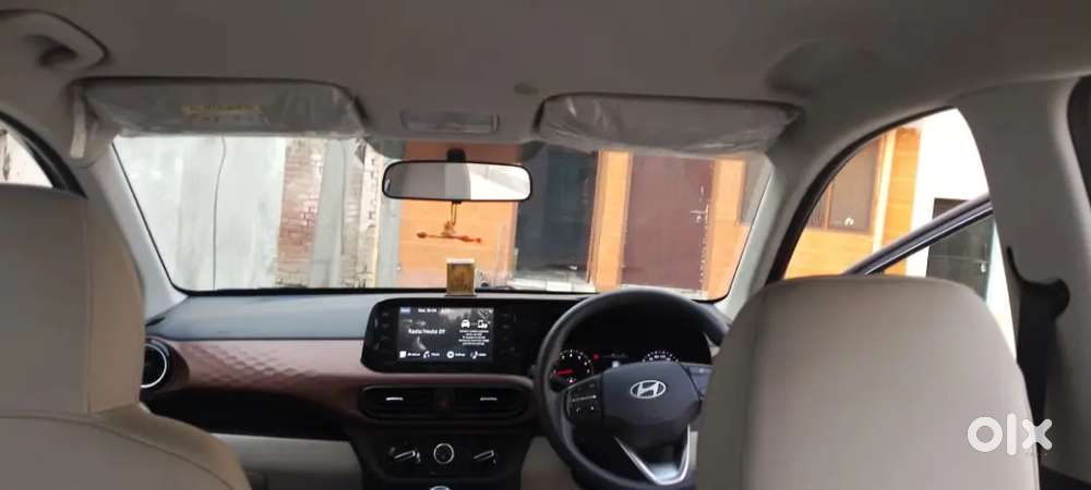 Hyundai Aura 2024 Sx Cng & Hybrids 7000 Km Driven