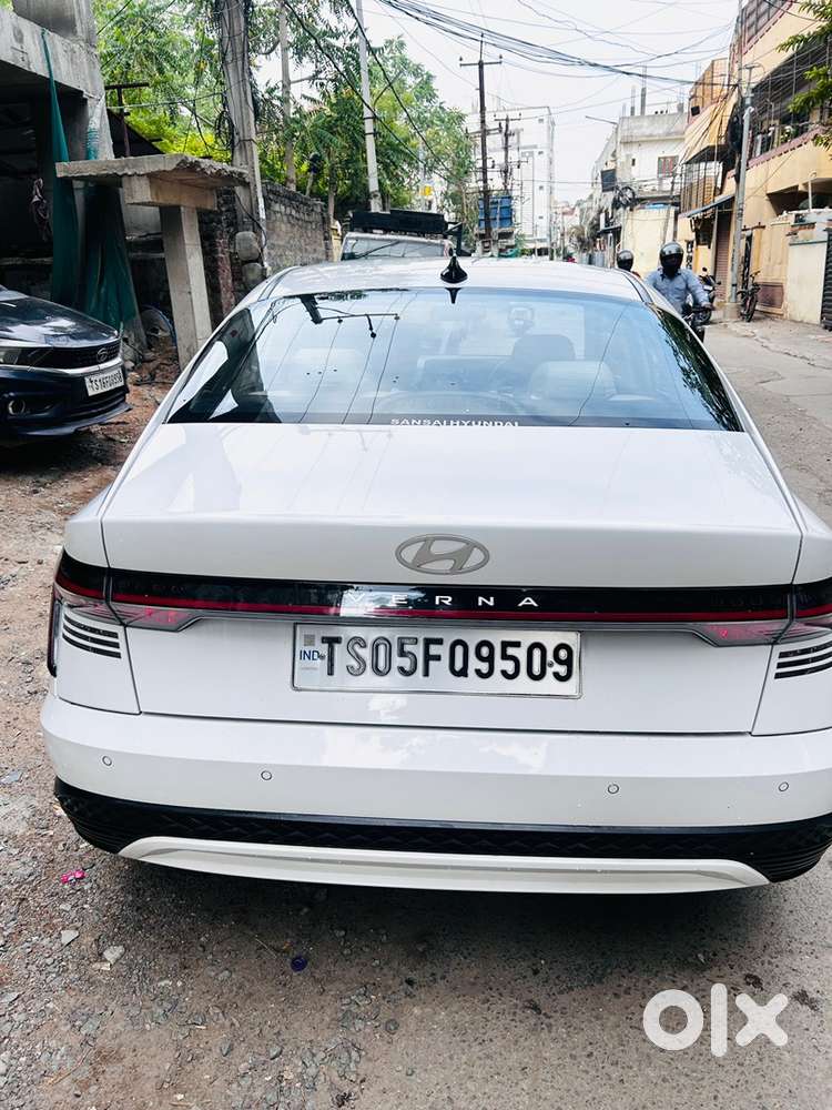 Hyundai Verna Petrol 2024