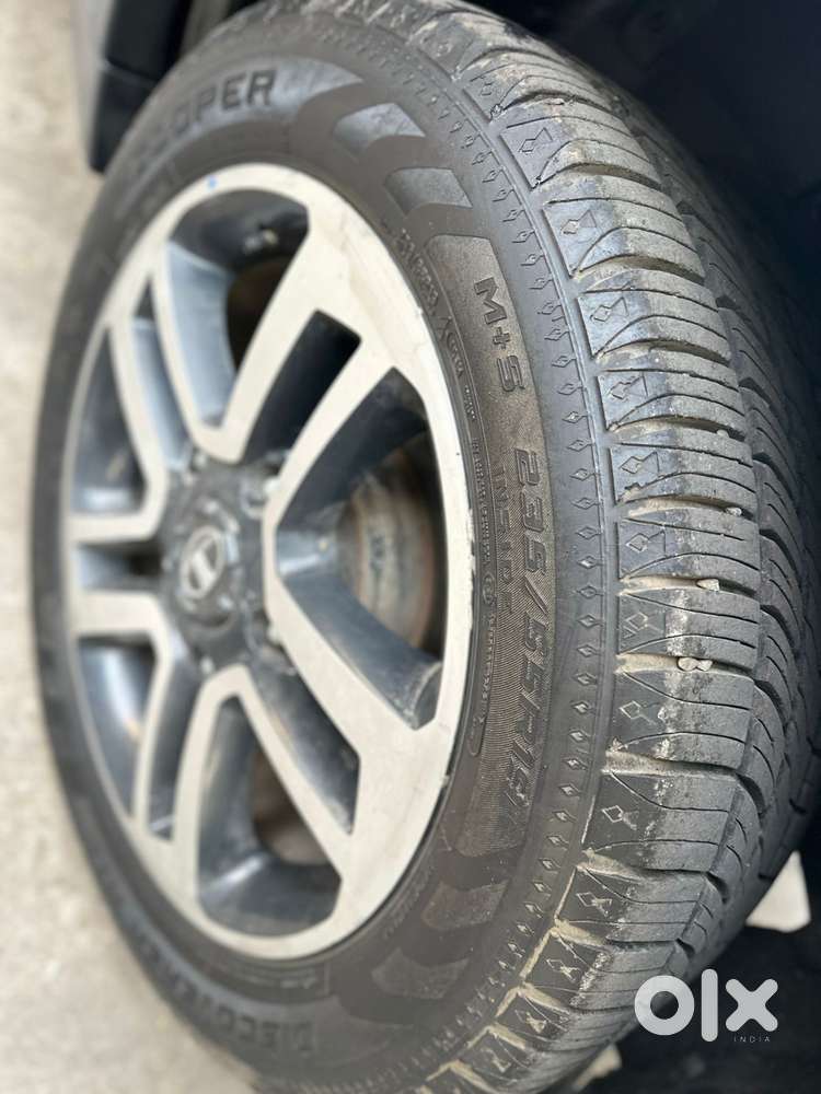 Tata Hexa Xma, 2017, Diesel
