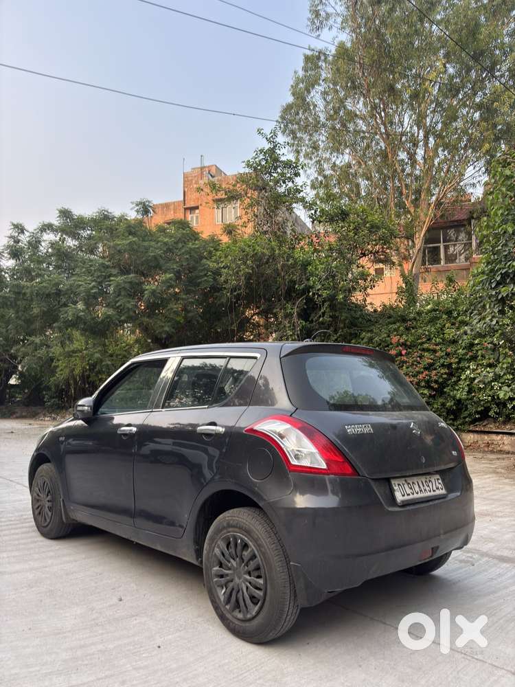 Maruti Suzuki Swift Vxi Optional, 2015, Petrol