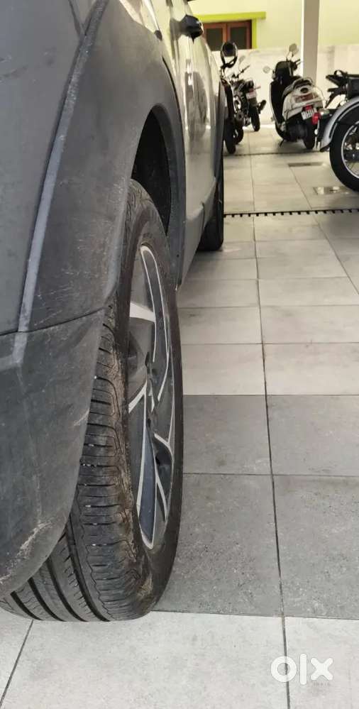 Mahindra Xuv 3xo 2025 Diesel 30000 Km Driven