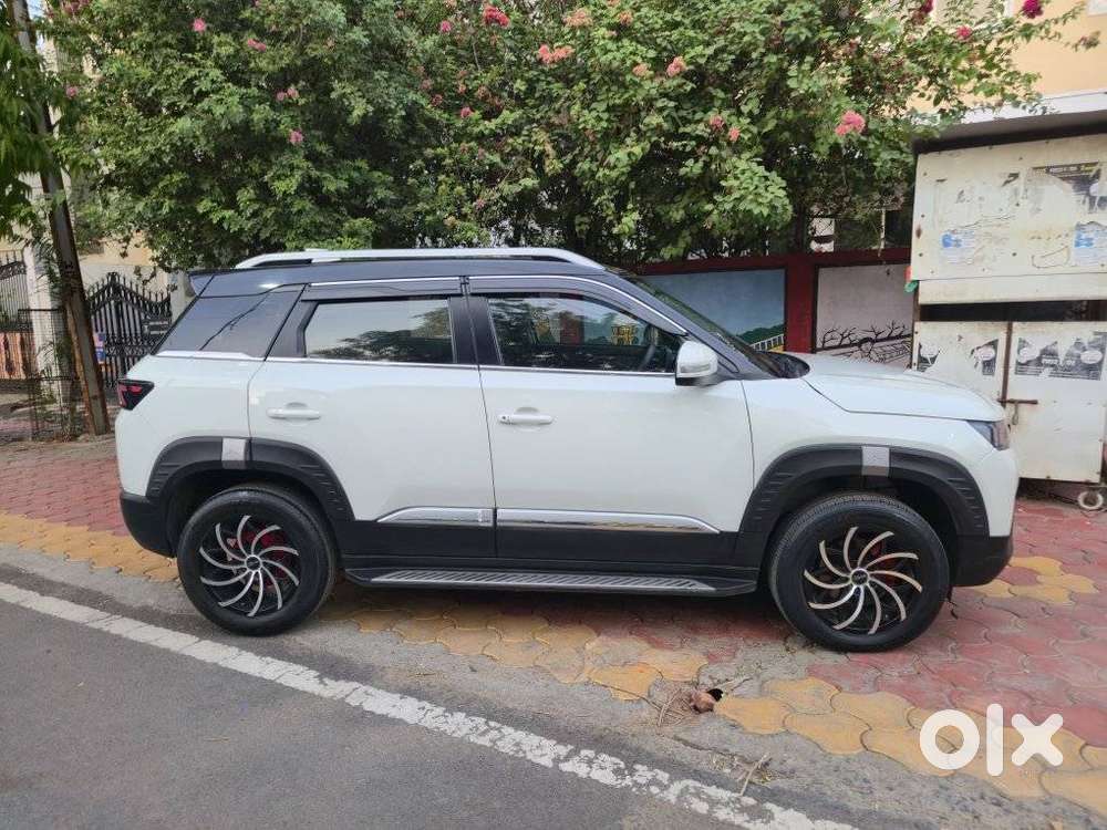 Maruti Suzuki Brezza 1.5 Vxi Smart Hybrid, 2023, Petrol
