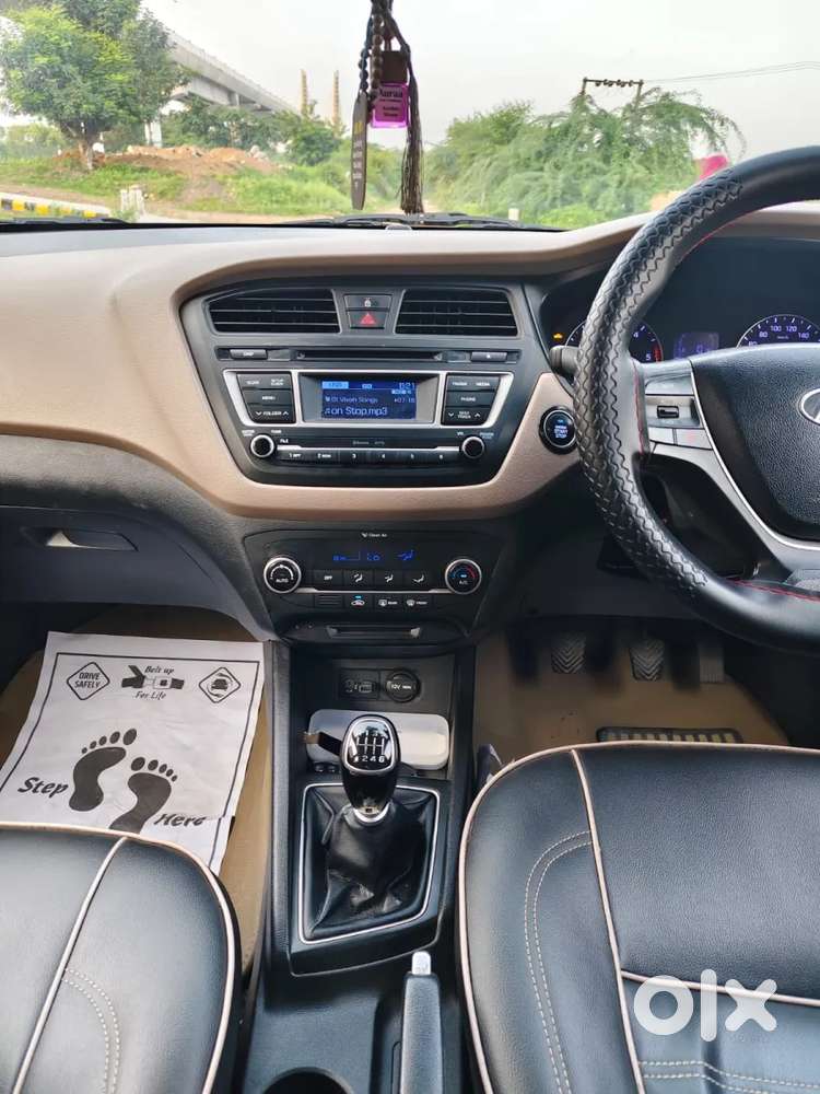 Hyundai Elite I20 [ ] 1.4 Sportz Crdi, 2015, Diesel