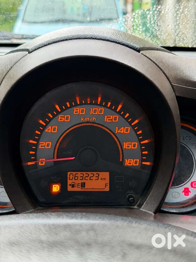 Honda Brio 2011 Petrol Well Maintained