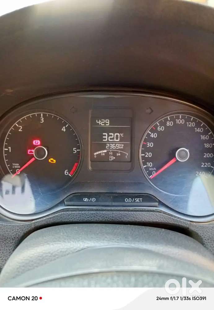 Volkswagen Polo 2015 Diesel 110000 Km Driven