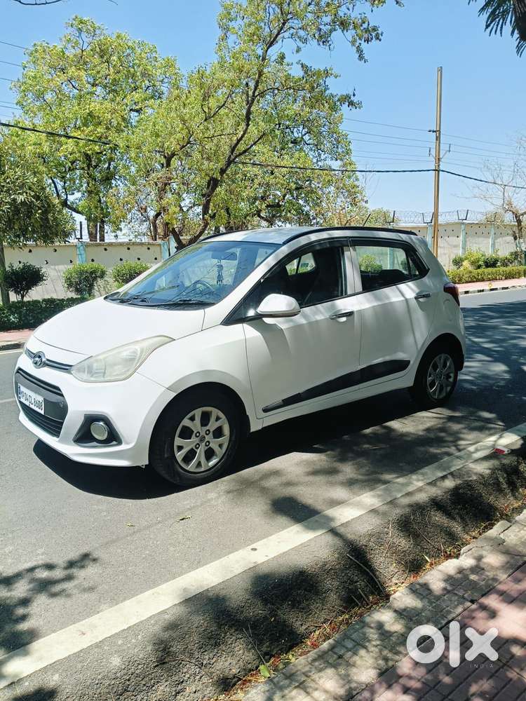 Hyundai Grand I10 Sportz(o) 1.2 Mt, 2013, Petrol