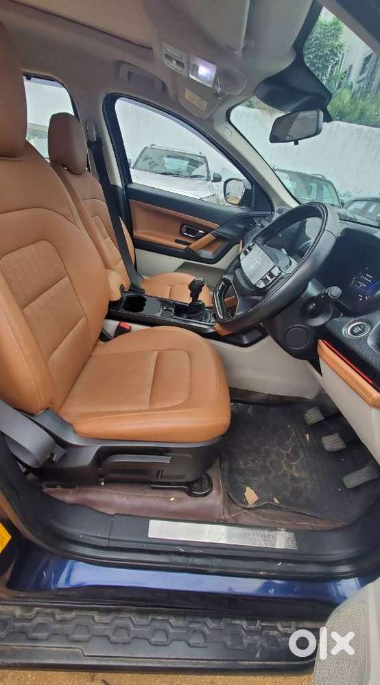 Tata Safari Adventure Plus, 2023, Diesel