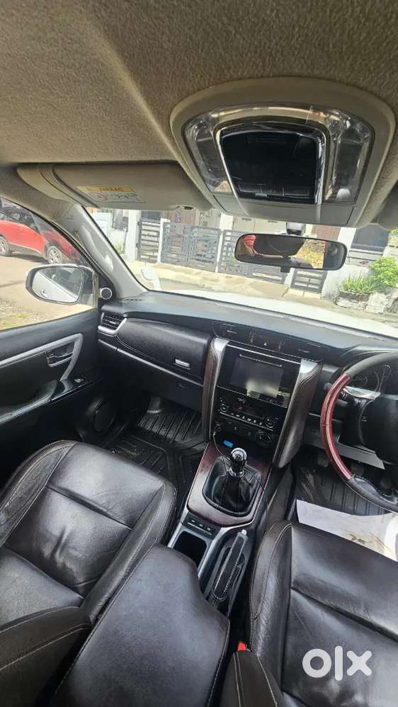 Toyota Fortuner 2017 Diesel 292000 Km Driven