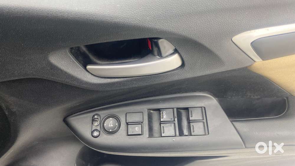 Honda Jazz 1.2 V At I Vtec, 2017, Petrol