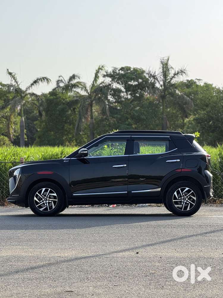 Mahindra Xuv 3xo Ax5l 1.2 Petrol At, 2024, Petrol