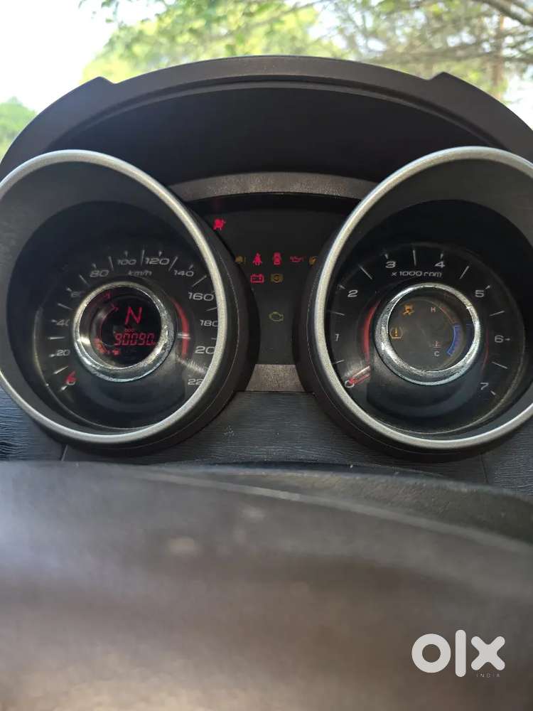 Mahindra Xuv500 2012 Diesel 90000 Km Driven