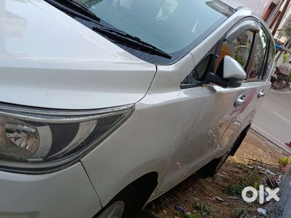 Toyota Innova Crysta G 7 Str, 2017