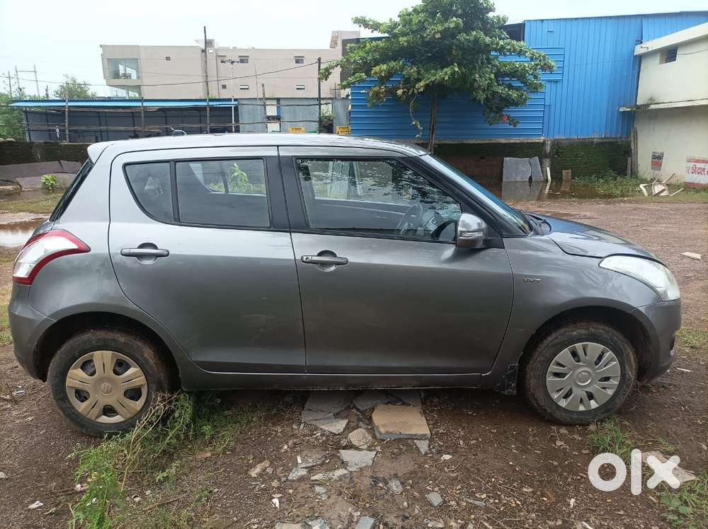 Maruti Suzuki Swift Vxi + Manual, 2014, Petrol