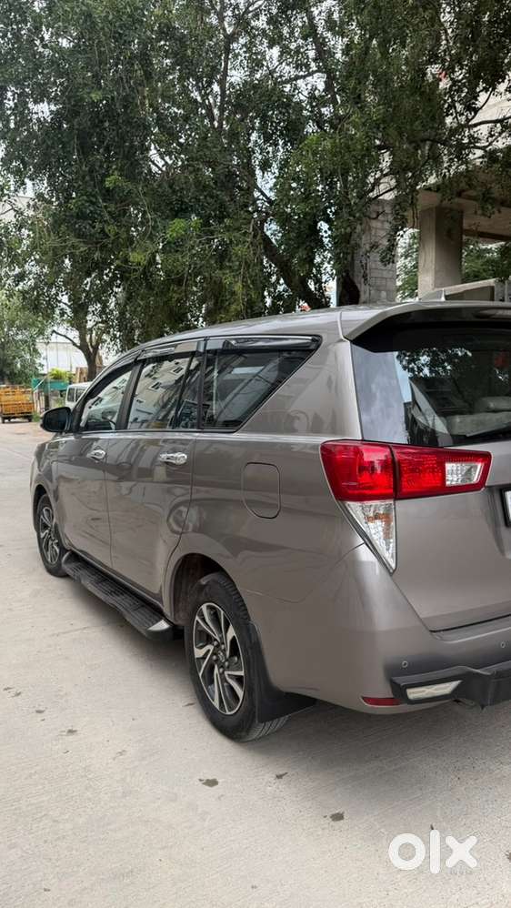 Toyota Innova Crysta 2022