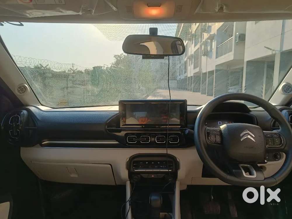 Citroen Basalt 2025 Petrol 7840 Km Driven