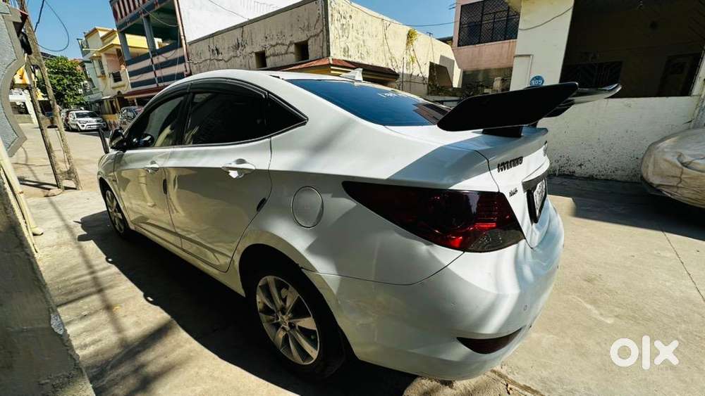Hyundai Diesel Manual 2012