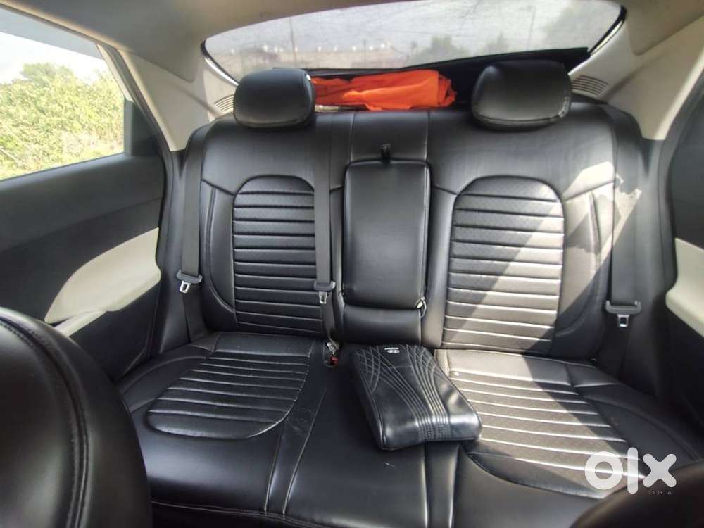 Hyundai Verna 1.5 Mpi Mt Sx (o), 2023, Petrol