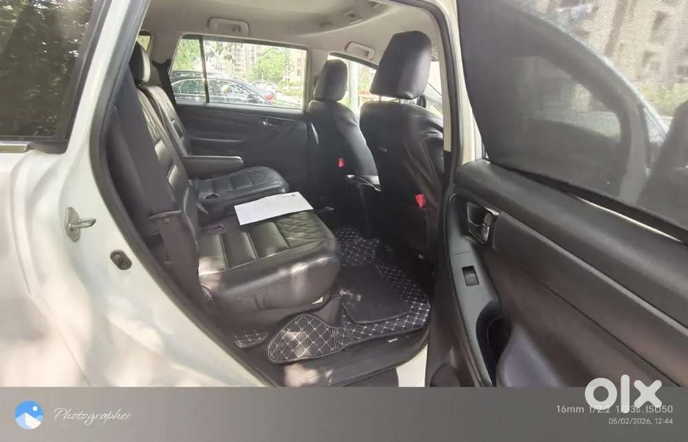 Petrol Toyota Innova Crysta 2018  Manual