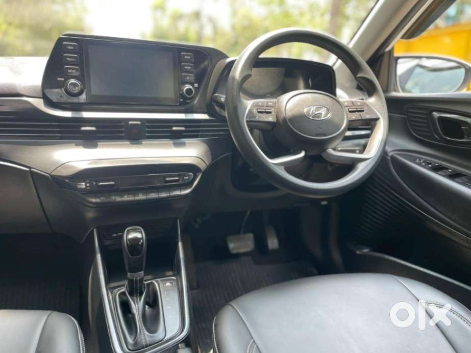 Hyundai I20 Sportz 1.2 Ivt, 2023, Petrol